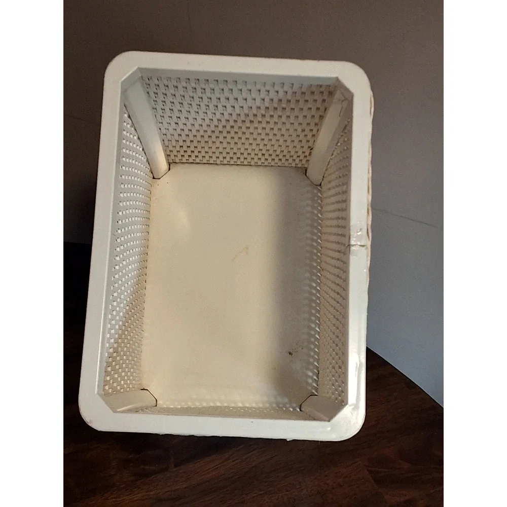 Vintage White Resin Wicker Wastebasket Rectangular Bathroom Trash Can See Pics